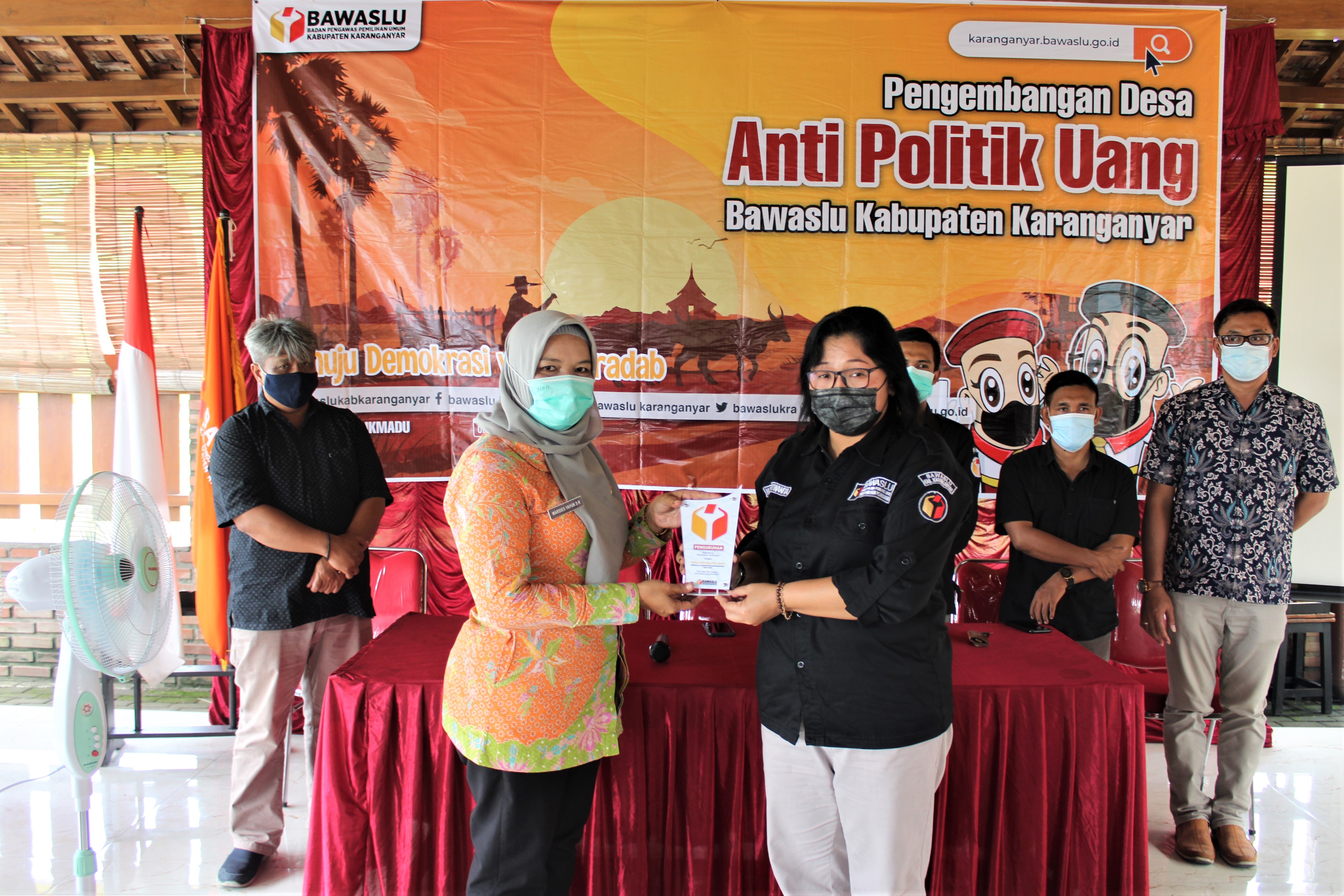 Bawaslu Karanganyar Ajak Desa Buran Tolak Politik Uang