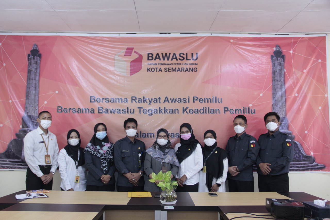 Bawaslu Jateng Serah Terimakan CPNS ke Bawaslu Kabupaten/Kota