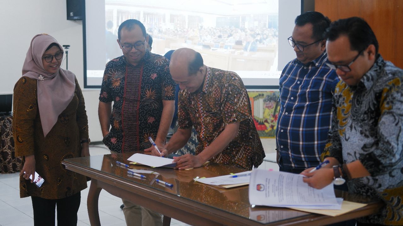 Bawaslu Jawa Tengah Awasi Pleno Rekapitulasi Calon DPD