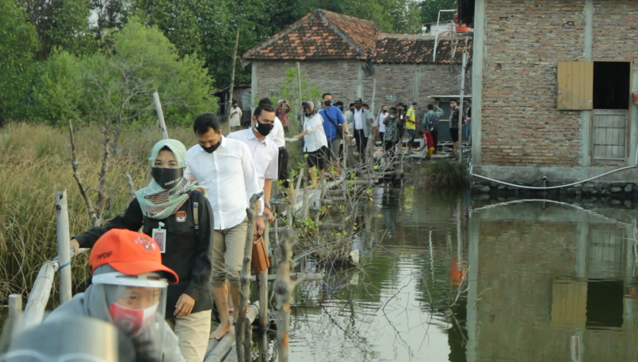 Pengawasan Coklit di Desa yang Terkena Rob