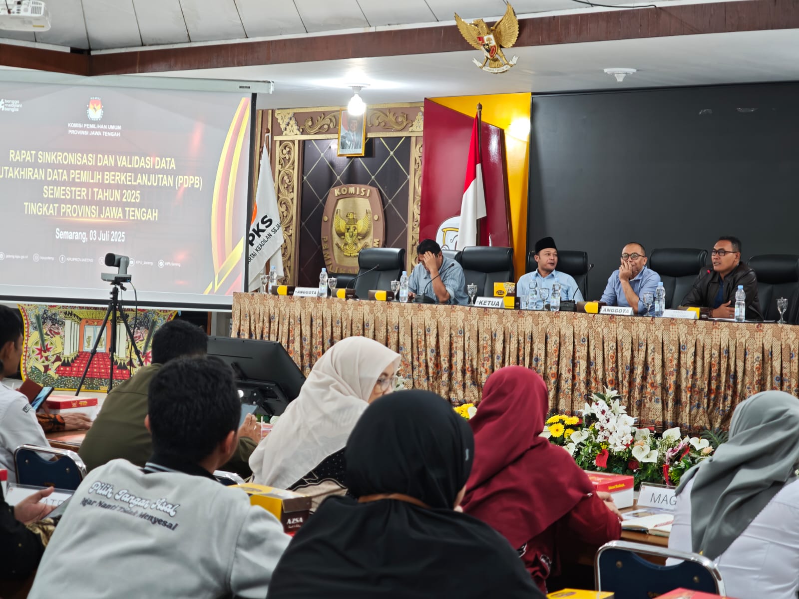 Bawaslu Jateng Hadiri Rapat Sinkronisasi dan Validasi Data PDPB