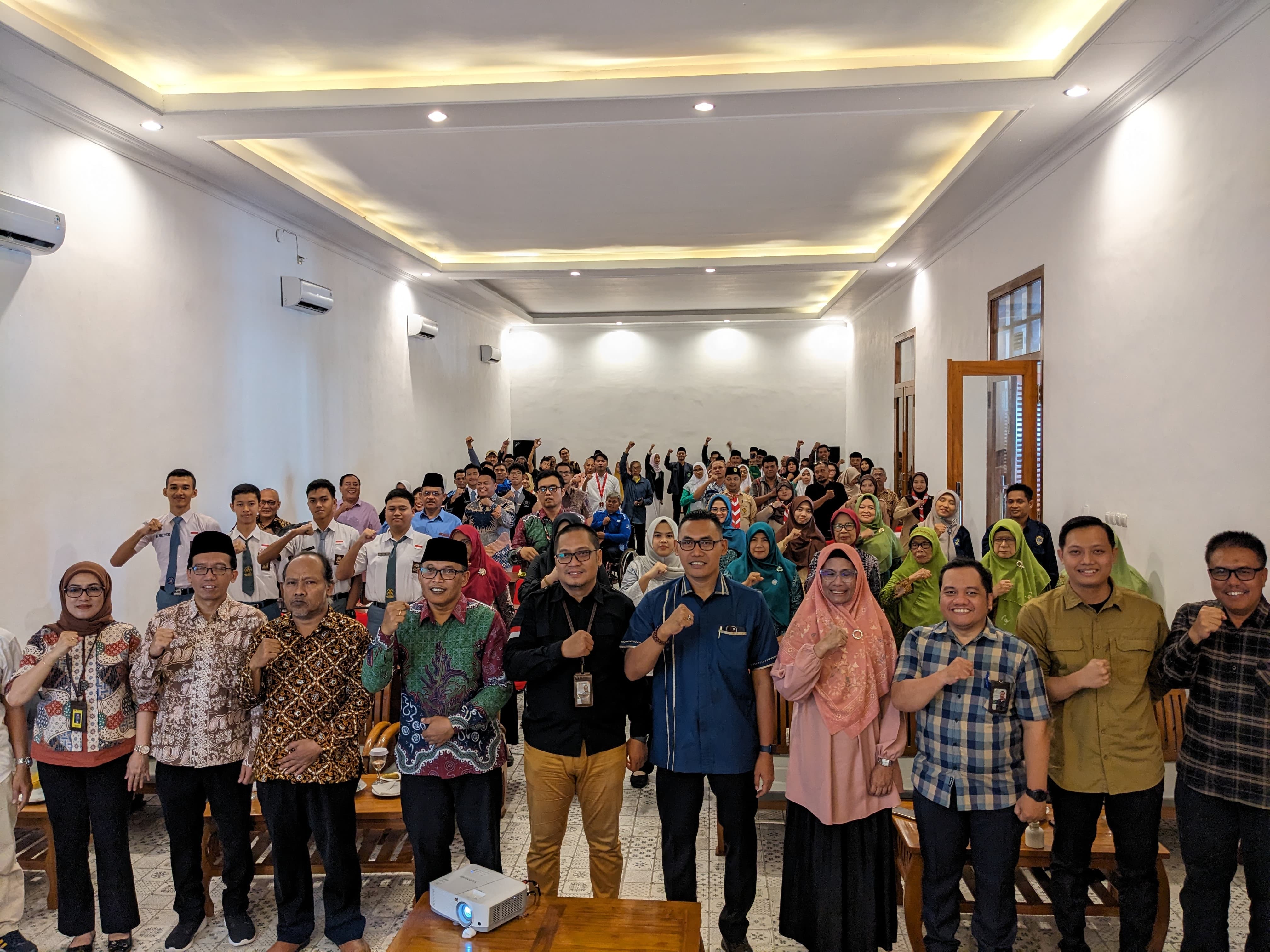 Masyarakat Harus Memahami Urgensi Keterbukaan Informasi Publik