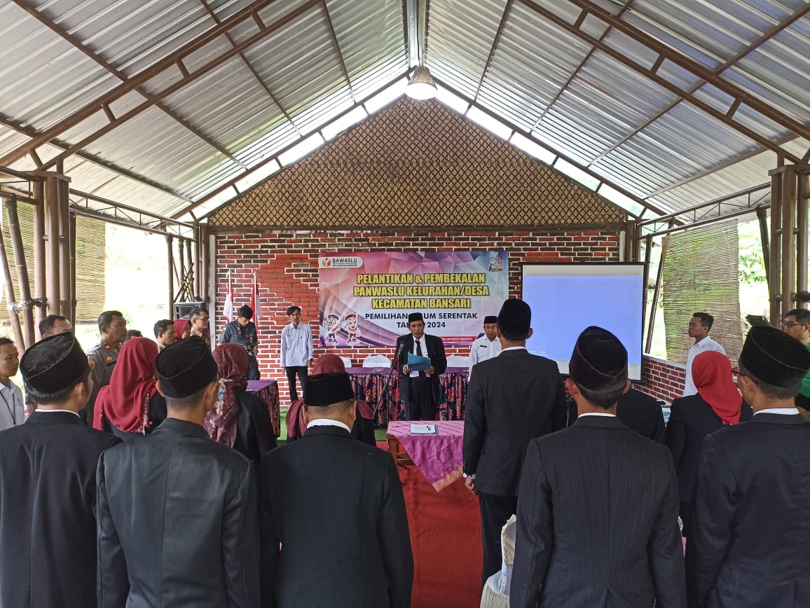 Pengawas Pemilu Kelurahan/Desa Se-Jateng DIlantik