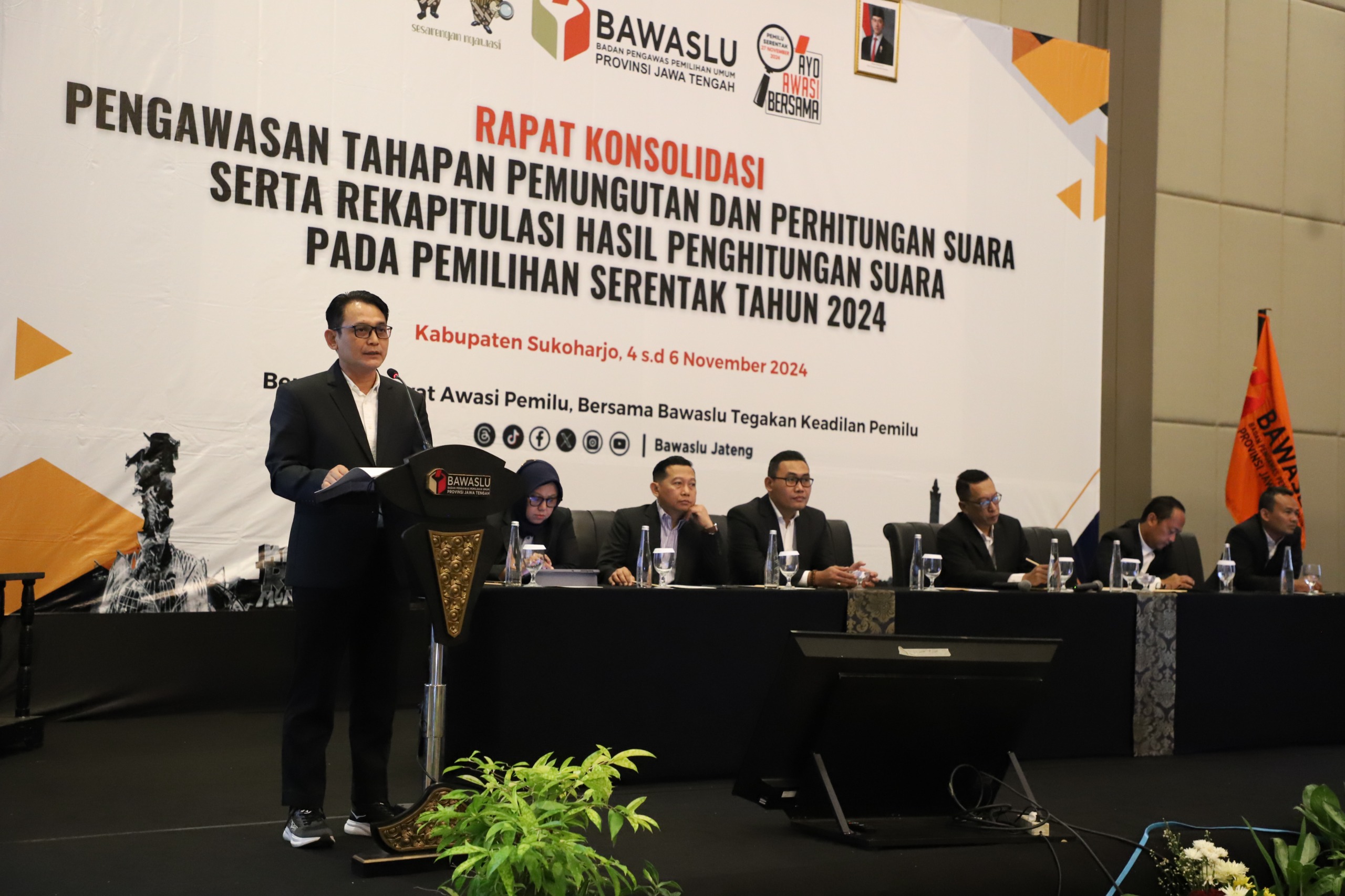 Bawaslu Jateng Gelar Rapat Konsolidasi Pengawasan Jelang Hari Pemungutan Suara