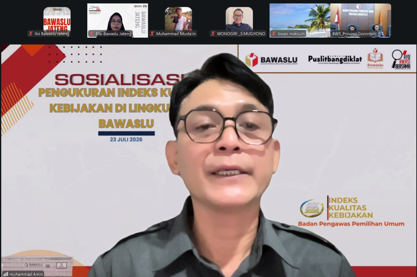 Ketua Bawaslu Provinsi Jawa Tengah Muhammad Amin membuka dan memberi arahan dalam Literasi Pojok Pengawasan Volume 19