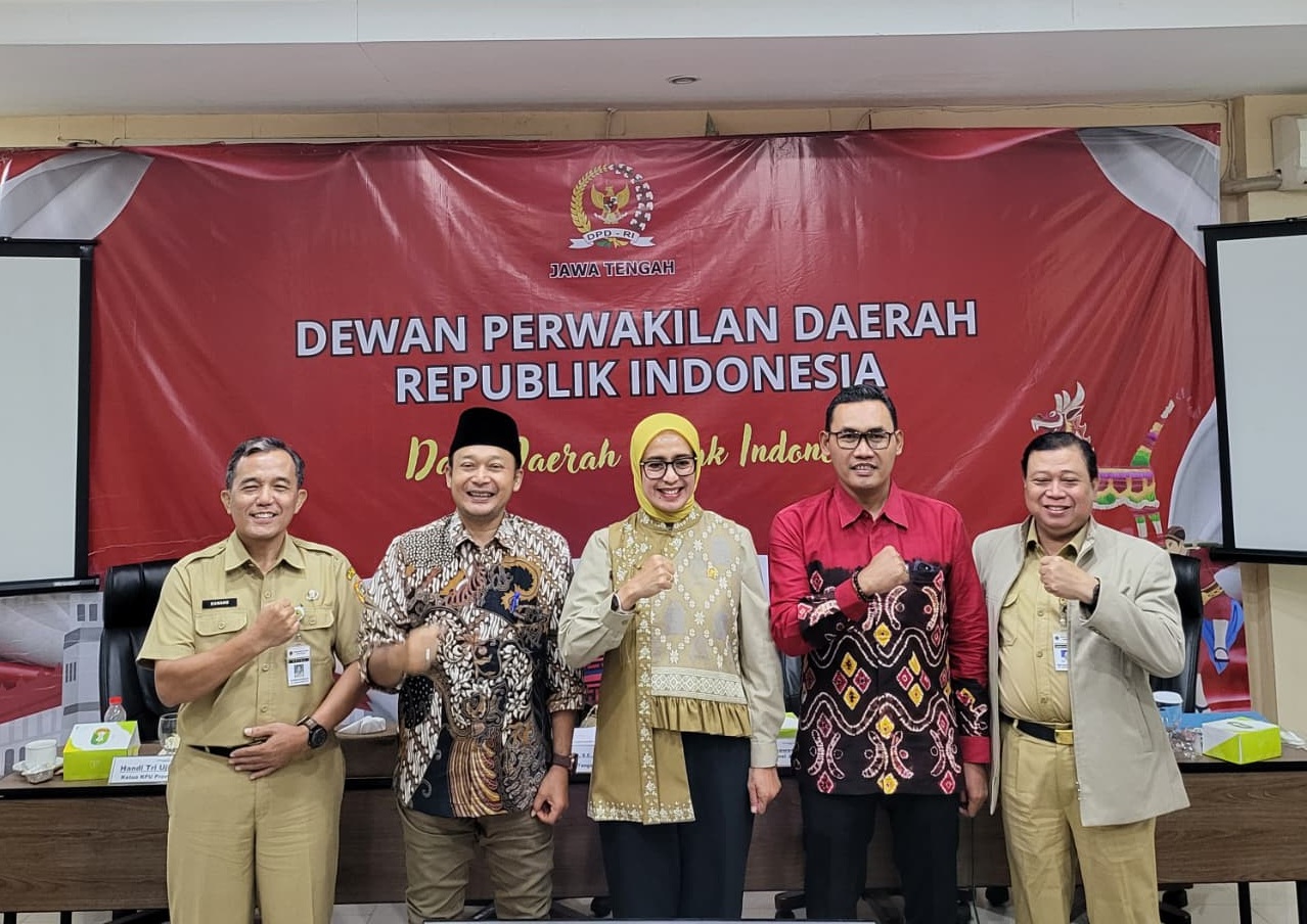 Dewan Perwakilan Daerah Republik Indonesia (DPD RI) Provinsi Jawa Tengah menggelar Rapat Kerja dalam rangka Inventarisasi Materi Pengawasan atas Pelaksanaan Undang-Undang Nomor 7 Tahun 2017 tentang Pemilihan Umum di Kantor DPD RI Provinsi Jawa Tengah