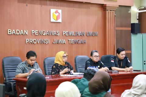 Bawaslu Jateng Terima Studi Komparatif UNISSULA