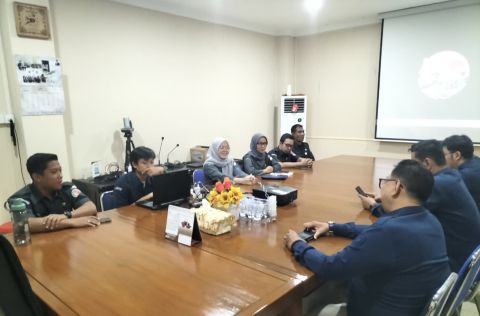 Bawaslu Provinsi Jawa Tengah melakukan koordinasi dengan Komisi Pemilihan Umum (KPU) Provinsi Jawa Tengah terkait pelaksanaan pengawasan Pemutakhiran Data Partai Politik Berkelanjutan Semester I Tahun 2026