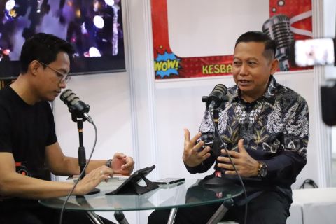 Anggota Bawaslu Jawa Tengah, Drs. Sosiawan, hadir memberikan edukasi politik kepada masyarakat melalui podcast interaktif