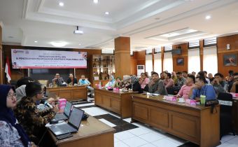 Bawaslu Jateng Bahas Pengawasan DPTb dan DPK