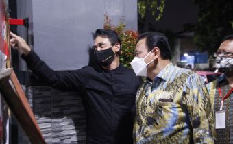 Ketua Bawaslu RI: Paslon Merasa Menang, Jangan Euforia Berkerumun