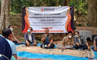Bawaslu Sambung Rasa dengan warga Desa Suntri