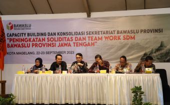 Bawaslu Jateng Tingkatkan Soliditas Jajaran Sekretariat dan Anggota