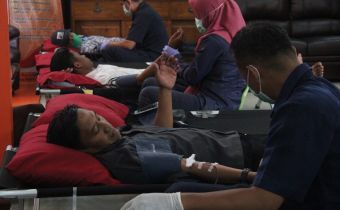 Peringati HUT Bawaslu Ke-12, Bawaslu Jateng Adakan Aksi Donor Darah