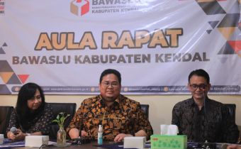 Ketua Bawaslu RI Kunjungi Kantor Bawaslu Kendal