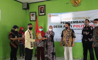 Launching Desa Anti Politik Uang di Purbo