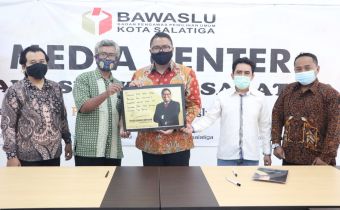 Fritz Minta Bawaslu Kabupaten/Kota Terus Rawat Demokrasi