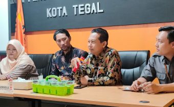 Incar peringkat informatif se-Jawa Tengah, Bawaslu Jateng lakukan konsolidasi dengan Bawaslu 35 Bawaslu Kabupaten/Kota