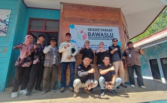 Bawaslu Jateng Lakukan Patroli Kawal Hak Pilih di Ujung Selatan Jawa Tengah