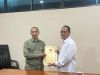 Anggota KPU Provinsi Jawa Tengah, Muhammad Machruz, S.T., menyerahkan rekapitulasi hasil verifikasi kepada Anggota Bawaslu Provinsi Jawa Tengah, Wahyudi Sutrisno, S.H., M.H.