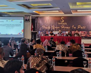 Anggota Bawaslu Provinsi Jawa Tengah melaksanakan Rapat Koordinasi Wilayah Sosialisasi Perbawaslu Penyelesaian Sengketa Proses Pemilu di Kabupaten Pati. (7-8 Februari 2023)